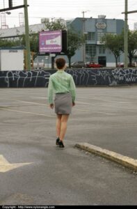 Secretary strips outside